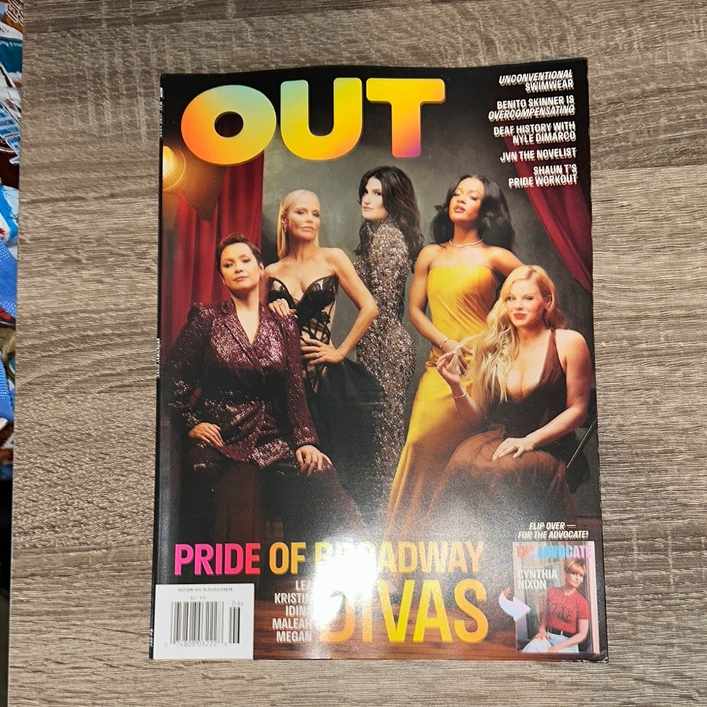 Magazine by Out - Picture 3 of 3